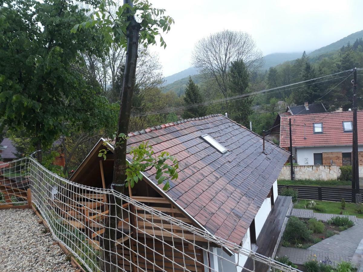 Zempleni Pitvaros Piheno Telkibánya 外观 照片