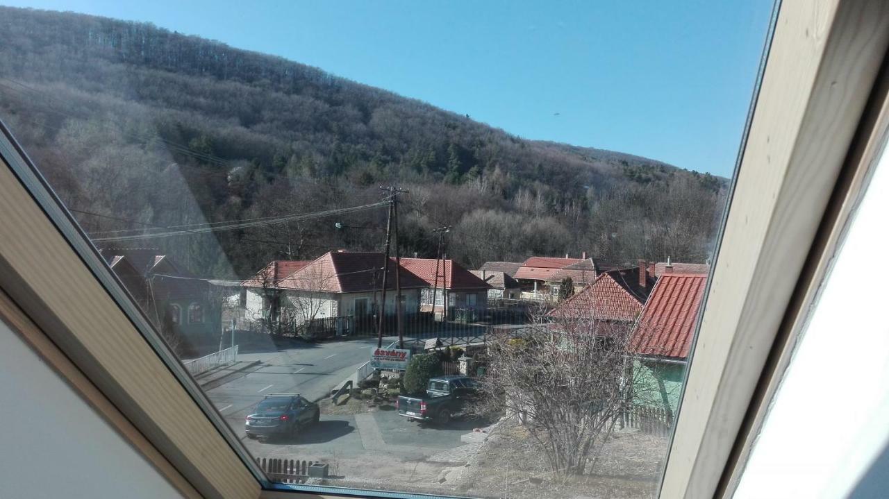 Zempleni Pitvaros Piheno Telkibánya 外观 照片